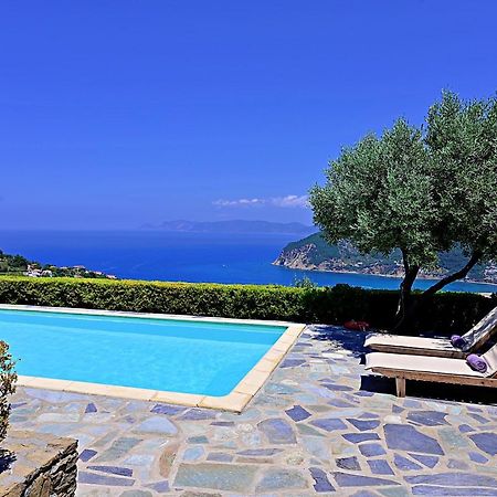 Erato Villa Skopelos Town Bagian luar foto