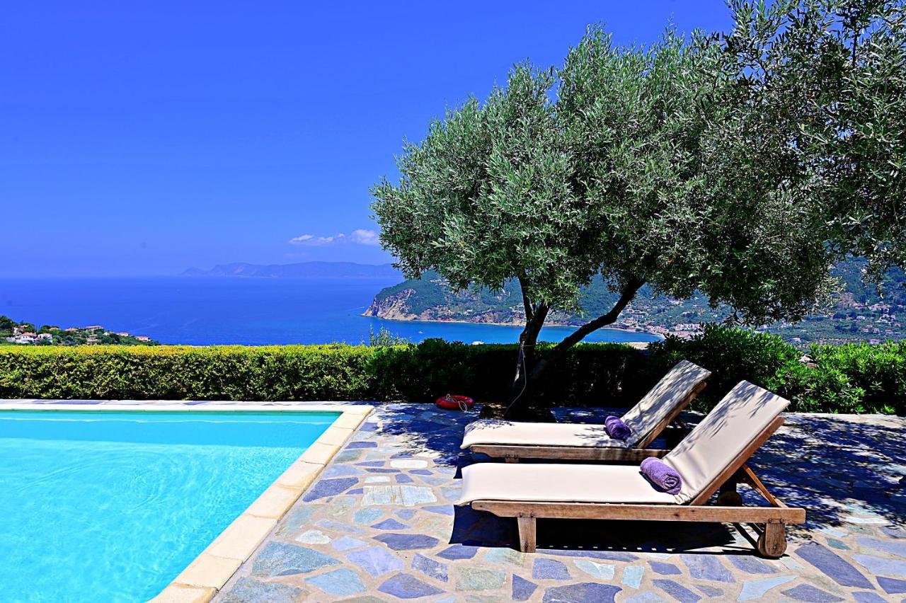 Erato Villa Skopelos Town Bagian luar foto